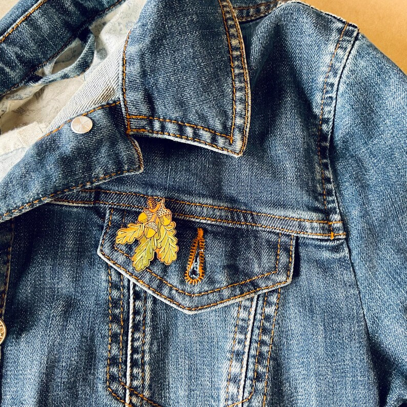 Oak Leaf Hand Painted Mini Pin