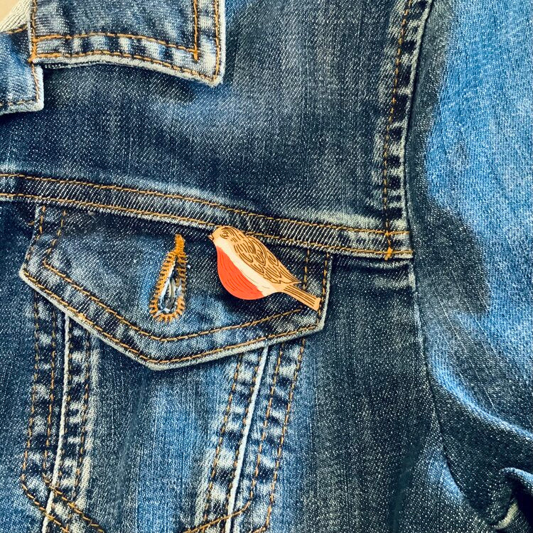 Robin Hand Painted Mini Pin