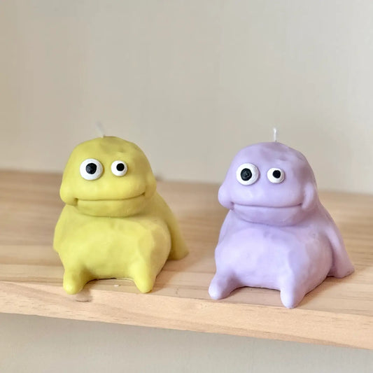 'Blobby' Decorative Soy Candle - 3 Scent/ Colours Available