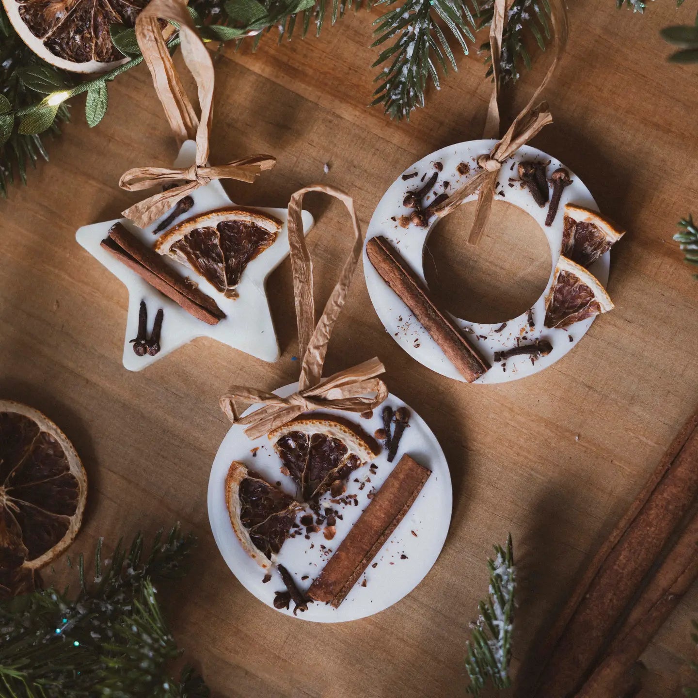 Christmas Scented Tree Decoration Wax Melts - 3 Available Scents