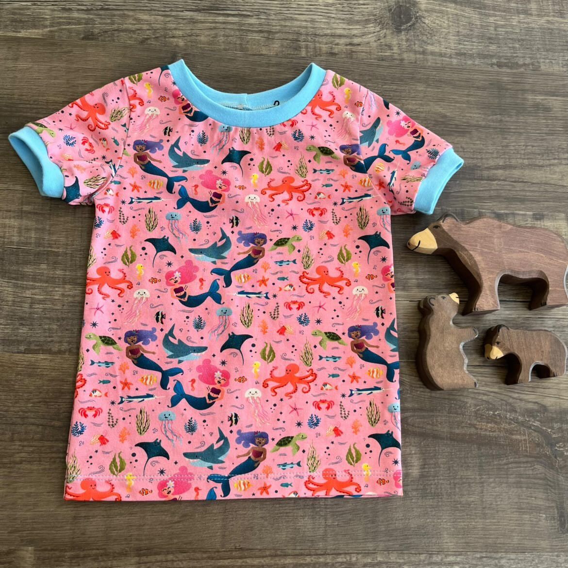Short Sleeved T-shirt  - Pink Mermaids