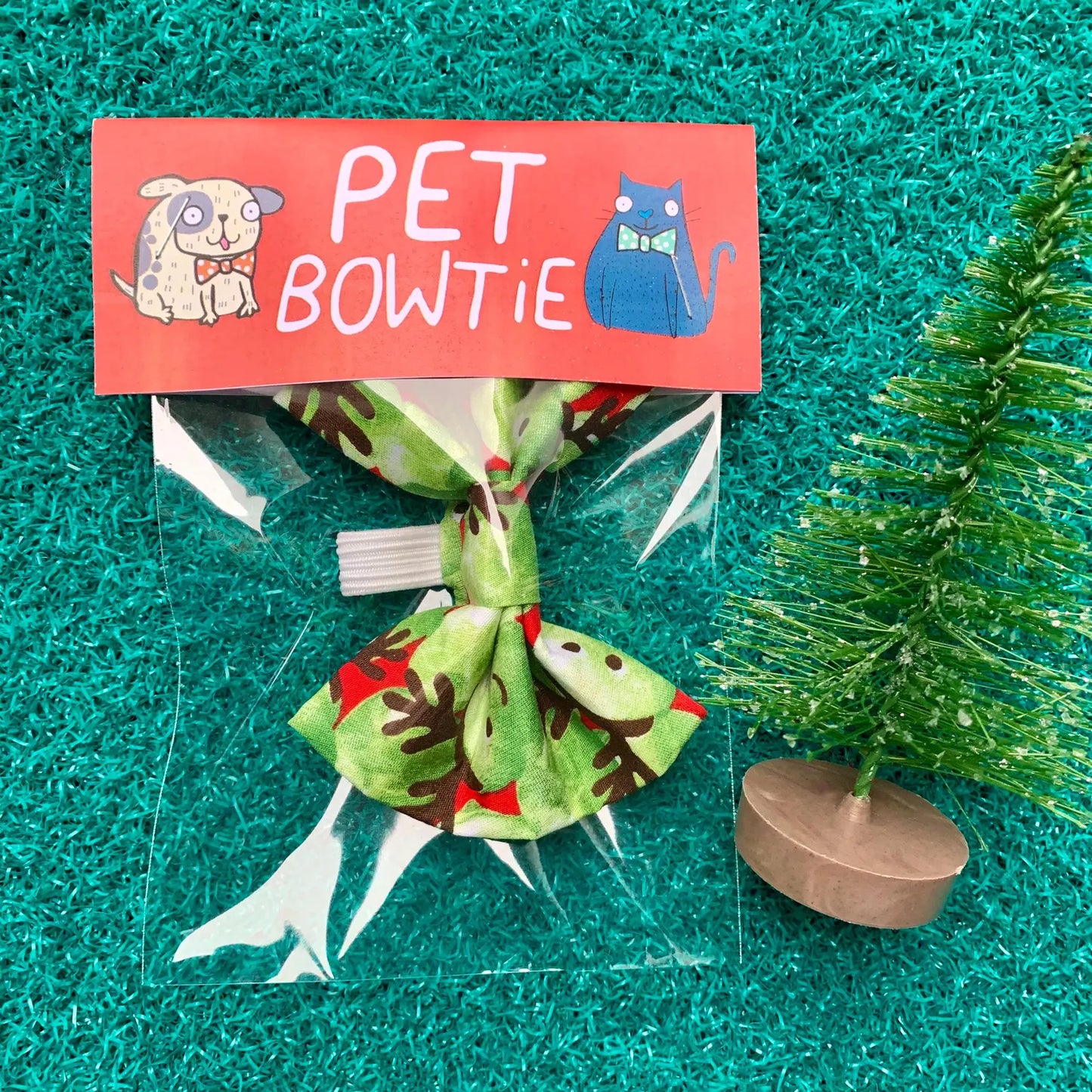 Festive Handmade Pet Bowtie